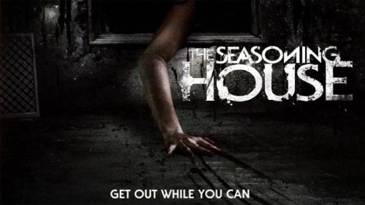 مشاهدة فيلم The Seasoning House 2012 مترجم لاروزا