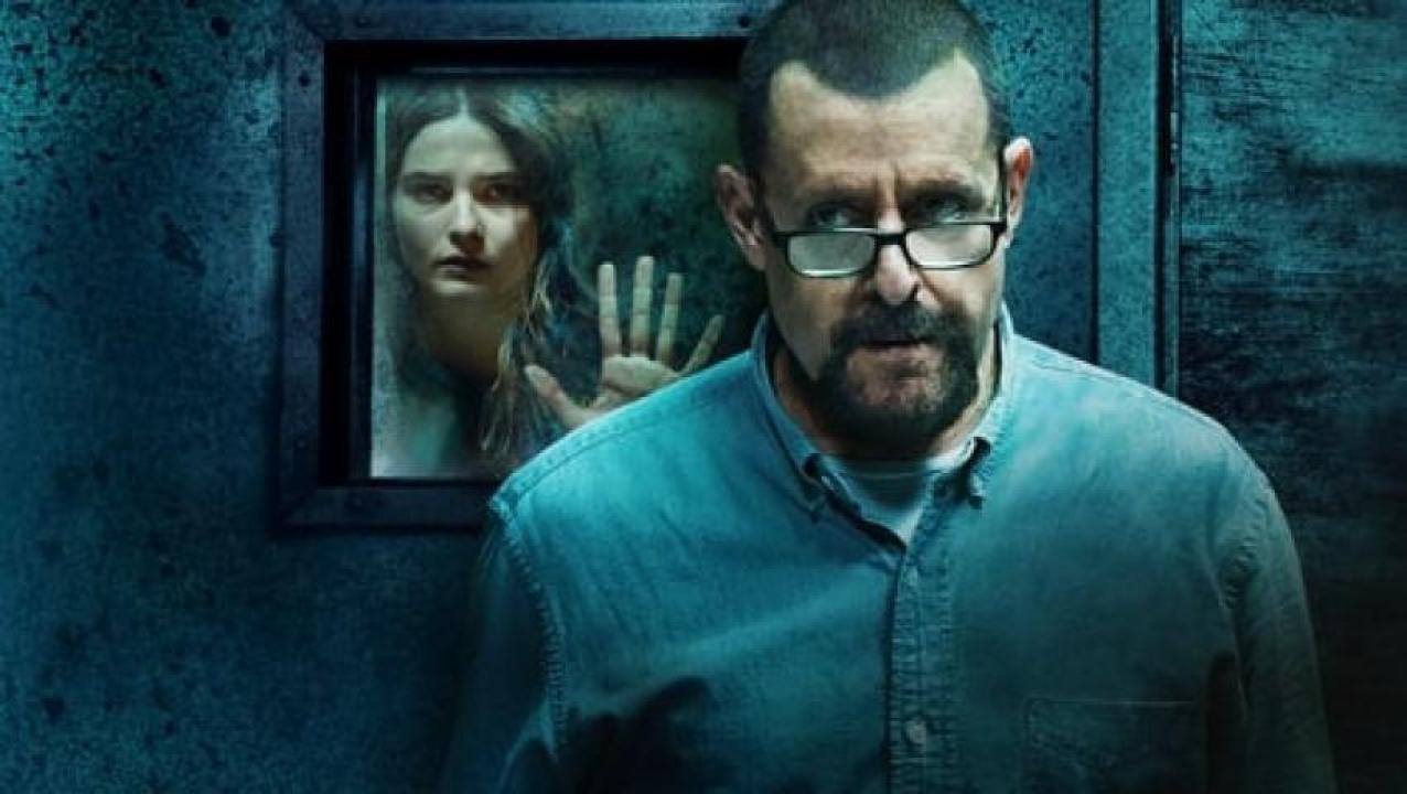 مشاهدة فيلم Girl in the Basement 2021 مترجم لاروزا