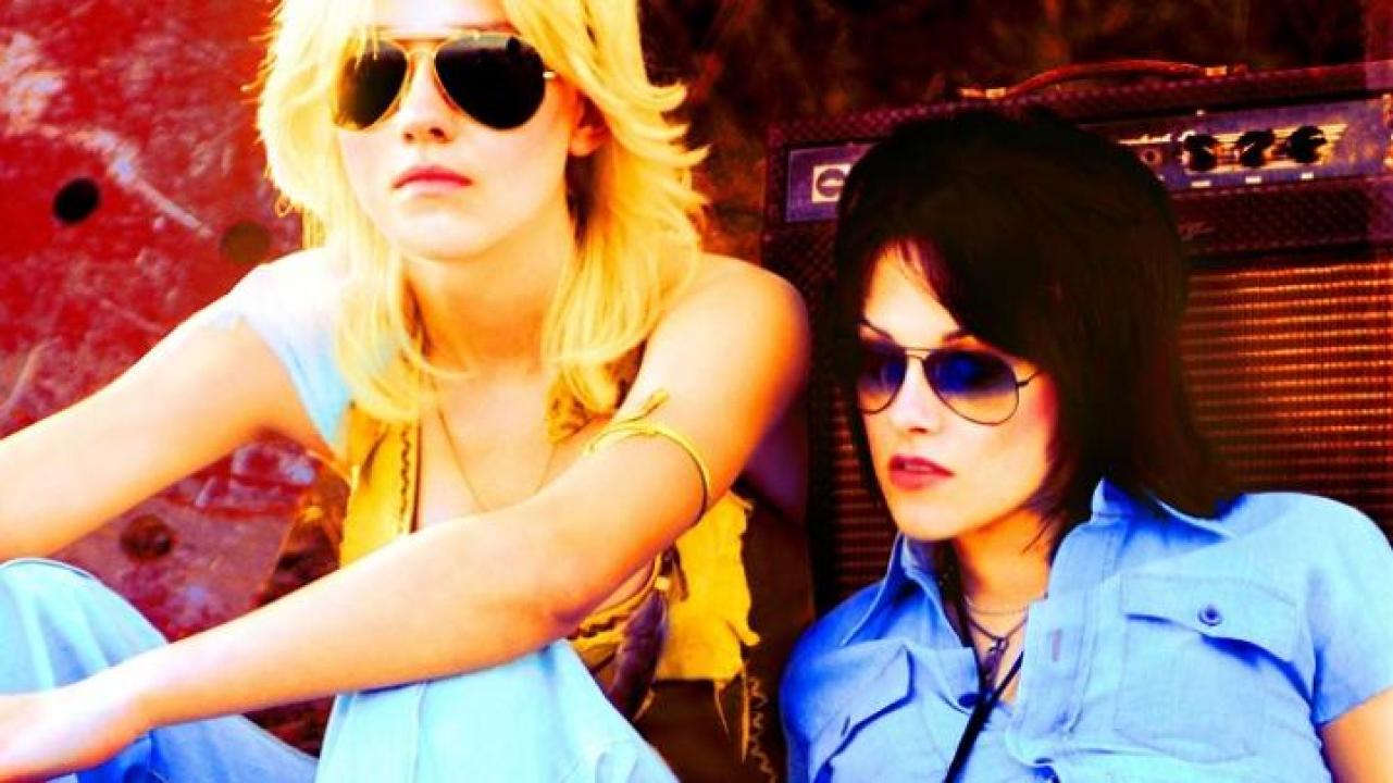 مشاهدة فيلم The Runaways 2010 مترجم لاروزا